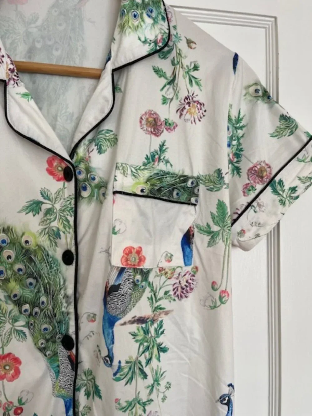 Two Piece Peacock Pajama Short Set | Size Medium - Picture 3 of 8
